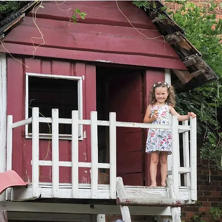 Gutshof Zum Adlernest Penzion Arnsnesta