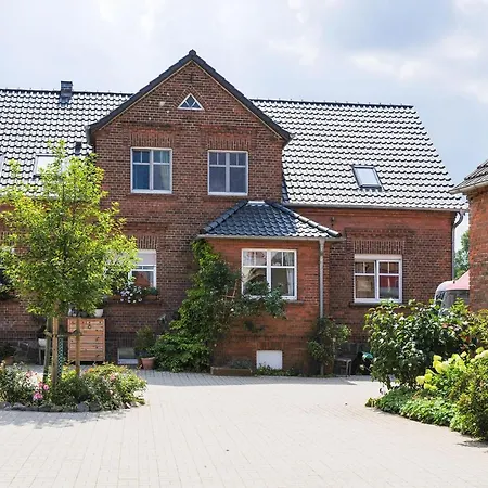 Gutshof Zum Adlernest Gasthof