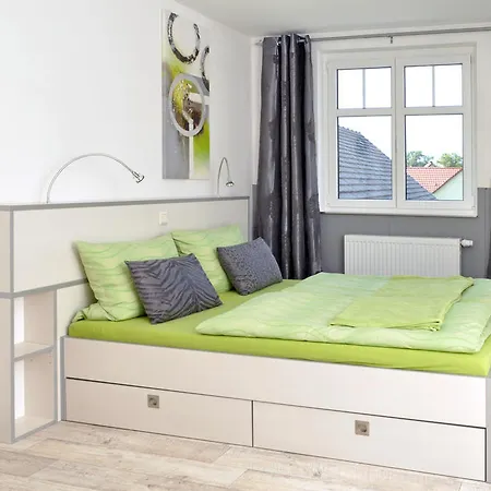 Pensión Gutshof Zum Adlernest 3*