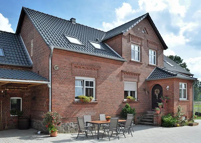 Penzion Gutshof Zum Adlernest Arnsnesta